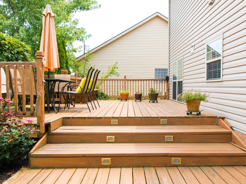 Custom deck design and installation in Kokomo, IN